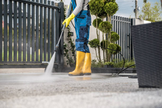 Best Pool Deck Cleaning in Hillburn, NY